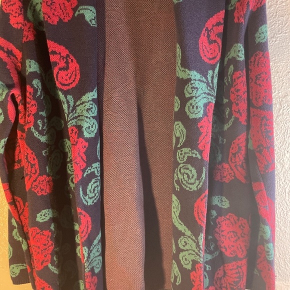 Norm Thompson Vintage Floral Sweater size S - Picture 3 of 5